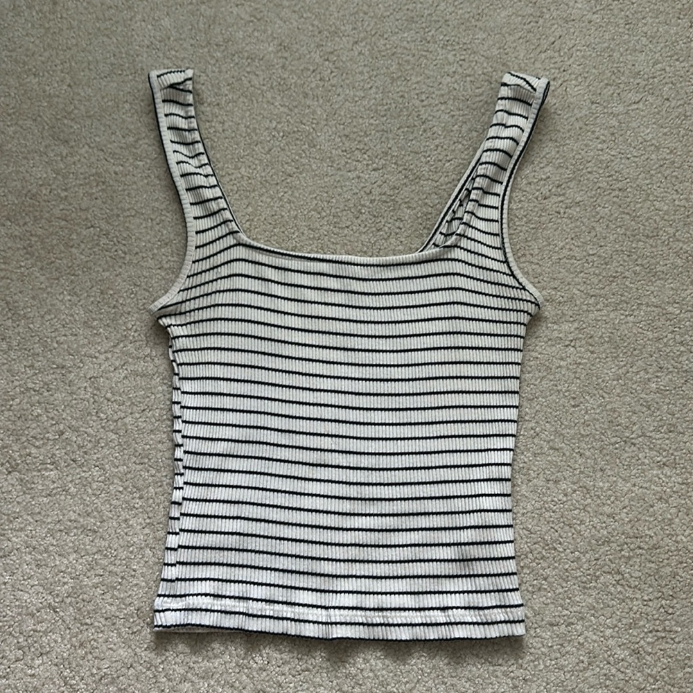 Urban Outfitters Crop Tank